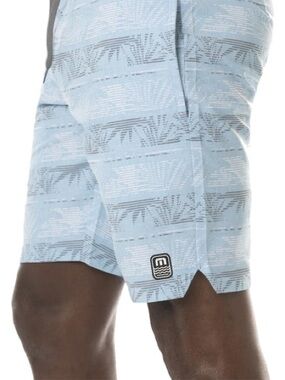 Travis Mathew Rip Me Off Swim Trunks Blue Tropical Print 34 Boardshorts